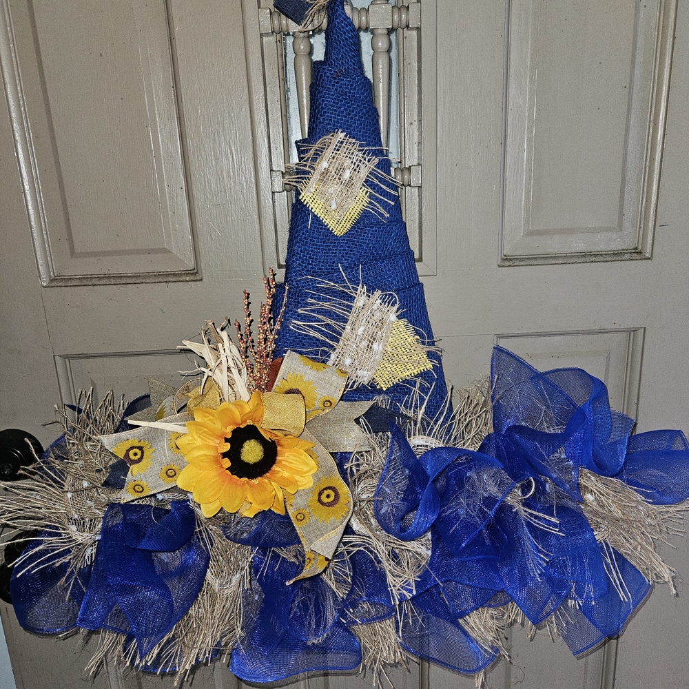 Blue and Yellow Scarecrow Hat Wreath